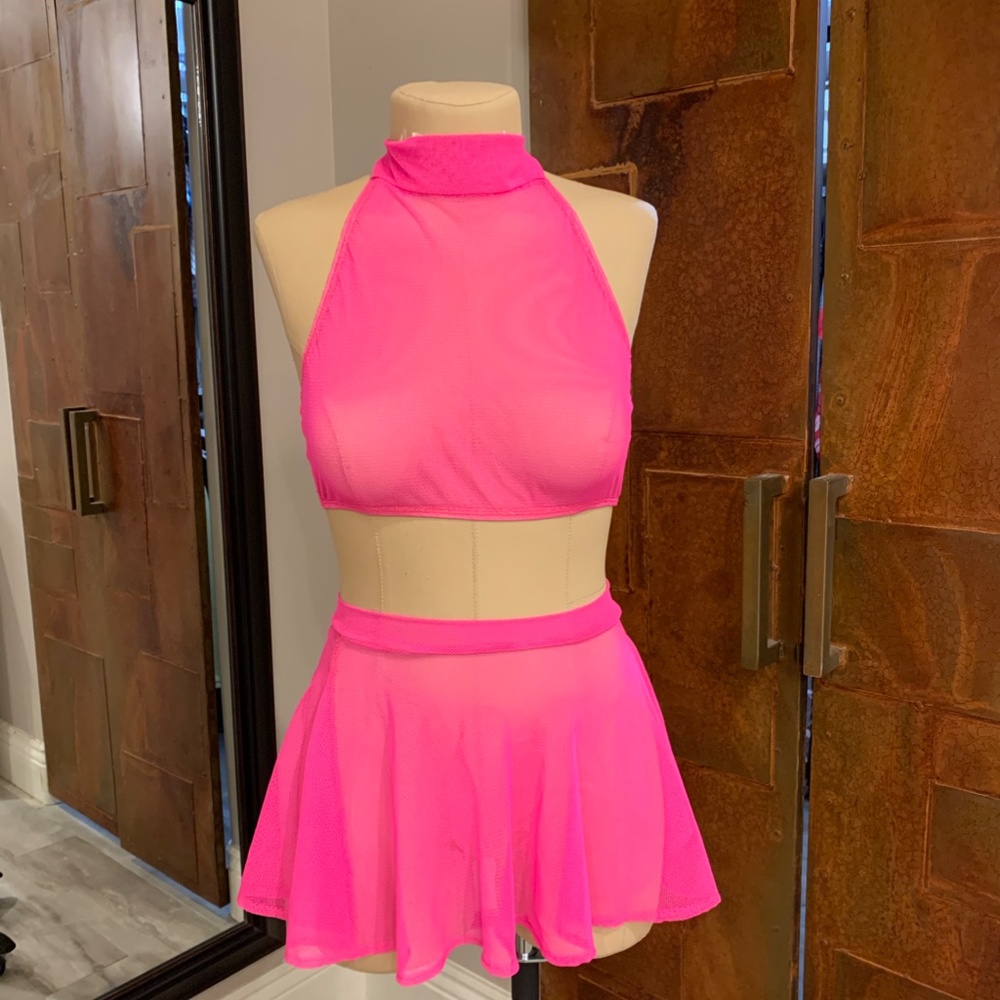 Mesh Skater skirt and halter set. Vintage from the 90s.